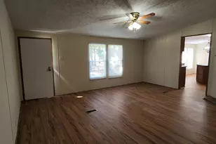 299 E Virginia Ln, Macon, GA 31217 - Photo 2