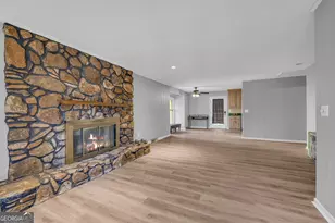 118 Old City Park Rd, Lavonia, GA 30553 - Photo 4