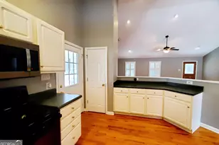 453 Jackson Lake Inn Rd, Jackson, GA 30233 - Photo 10