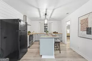 1128 W 49th St, Savannah, GA 31405 - Photo 8