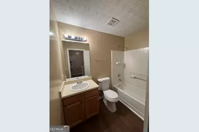 5869 Strathmoor Manor Circle, Lithonia, GA 30058 - Photo 8