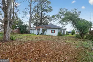 4167 Jamestown Rd, Waycross, GA 31503 - Photo 8