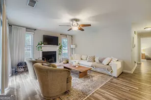 2501 Vineyard Way SE, Smyrna, GA 30082 - Photo 6