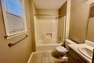 950 Lakeside Dr, Valdosta, GA 31602 - Photo 22