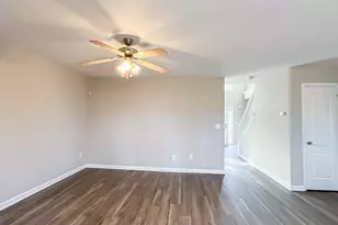 1106 Oak Hollow Ln, Hampton, GA 30228 - Photo 8