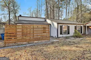 105 Hamilton Dr, Peachtree City, GA 30269 - Photo 2