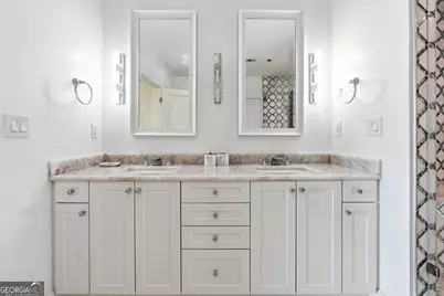 2795 Peachtree Road NE #2604, Atlanta, GA 30305 - Photo 20
