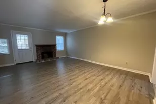 710 Stratford Green, Avondale Estates, GA 30002 - Photo 2