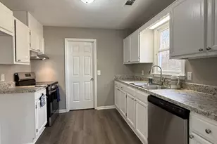 1528 Willow Gate Way, Auburn, GA 30011 - Photo 4