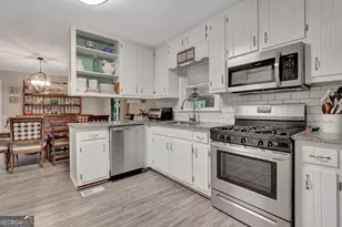 50 Hearthstone Dr E, Newnan, GA 30263 - Photo 20