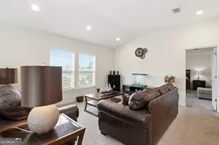 1067 Autumns Wood Cir E, Brunswick, GA 31525 - Photo 14