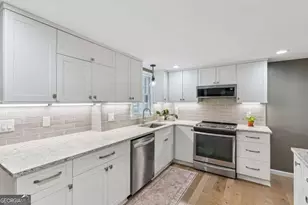 204 Anguilla Ave, Saint Simons, GA 31522 - Photo 14