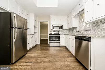 1645 Oak Forest Drive SE, Conyers, GA 30013 - Photo 6