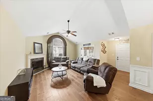 405 Kenley Ct, McDonough, GA 30253 - Photo 8