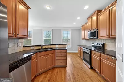 903 Lexington Village, Peachtree City, GA 30269 - Photo 6