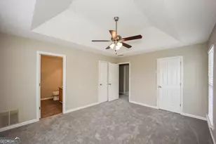 6555 Creekview Ct, Riverdale, GA 30296 - Photo 8