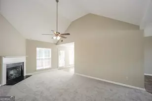 6555 Creekview Ct, Riverdale, GA 30296 - Photo 2
