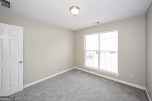 6555 Creekview Ct, Riverdale, GA 30296 - Photo 10