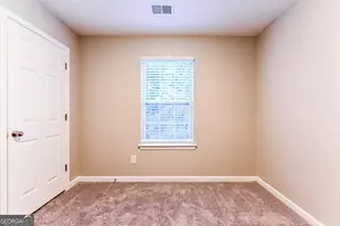 2520 Lake Royale Dr, Riverdale, GA 30296 - Photo 12