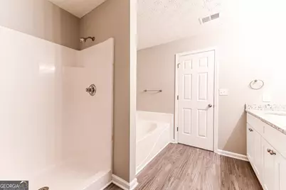 2520 Lake Royale Drive, Riverdale, GA 30296 - Photo 10