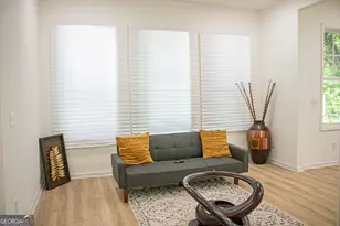 399 James P Brawley Dr, Atlanta, GA 30318 - Photo 10