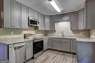 215 Fond Ct, Palmetto, GA 30268 - Photo 10