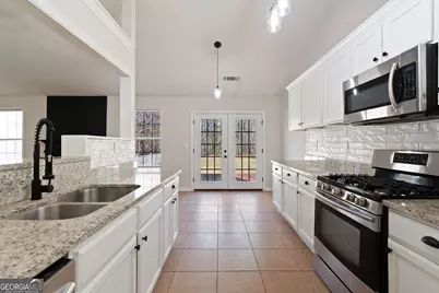 5803 Riverside Walk Drive, Sugar Hill, GA 30518 - Photo 10