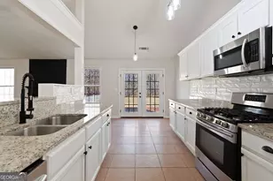 5803 Riverside Walk Dr, Sugar Hill, GA 30518 - Photo 10