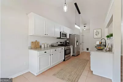 5803 Riverside Walk Drive, Sugar Hill, GA 30518 - Photo 4