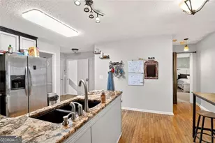 408 Strathmore Dr, Sharpsburg, GA 30277 - Photo 16