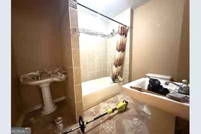 115 S Thomas Street, Elberton, GA 30635 - Photo 20