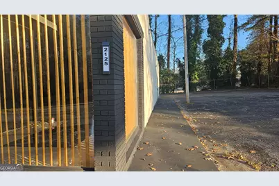 2125 Headland Drive, East Point, GA 30344 - Photo 10