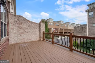 427 Alderwood St, Sandy Springs, GA 30328 - Photo 34