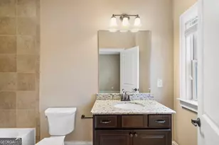 427 Alderwood St, Sandy Springs, GA 30328 - Photo 28