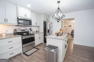 203 White Ave, Hogansville, GA 30230 - Photo 10