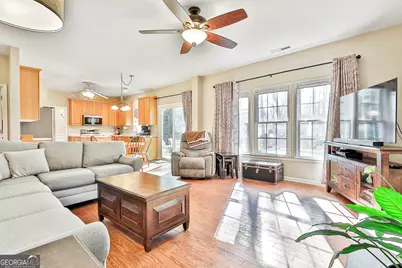 185 Pine Crescent, Newnan, GA 30265 - Photo 2