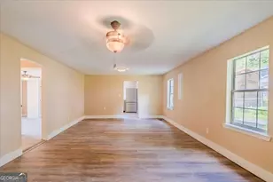 613 Bradley Ave, Lafayette, GA 30728 - Photo 4