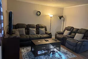 6354 Shannon Pkwy, Union City, GA 30291 - Photo 8