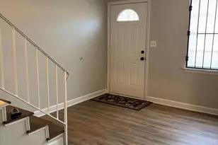 6354 Shannon Pkwy, Union City, GA 30291 - Photo 4