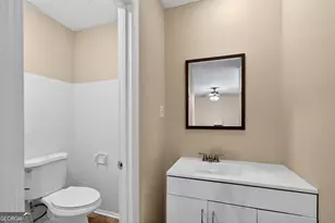 1039 Nimblewood Way, Stone Mountain, GA 30088 - Photo 18