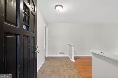 4058 Chemawa Drive, Stone Mountain, GA 30083 - Photo 4