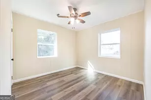 305 Broad St, Hawkinsville, GA 31036 - Photo 28