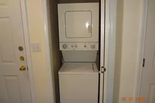 245 Amal Dr SW, Atlanta, GA 30315 - Photo 12