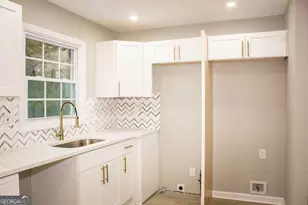 2749 Old Farm Rd, South Fulton, GA 30349 - Photo 16