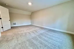 313 Mourning Ct, Lagrange, GA 30241 - Photo 16