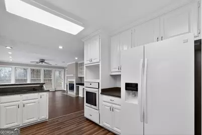 6251 Southland Forest Drive, Stone Mountain, GA 30087 - Photo 16