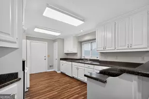 6251 Southland Forest Dr, Stone Mountain, GA 30087 - Photo 14