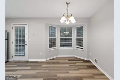 4911 Hairston Place, Stone Mountain, GA 30088 - Photo 8