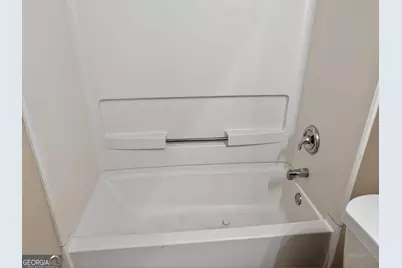 2396 Hillvale Circle, Lithonia, GA 30058 - Photo 22