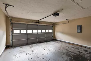 2396 Hillvale Cir, Lithonia, GA 30058 - Photo 30